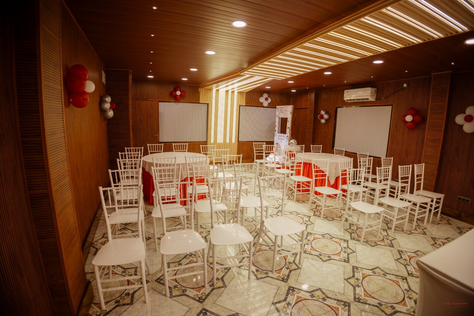 Indus Tiara Hotel Siliguri Image 11